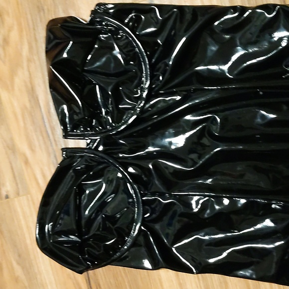 Fashion Nova Faux Patent Leather Bustier Style Bodysuit Top - Picture 5 of 9